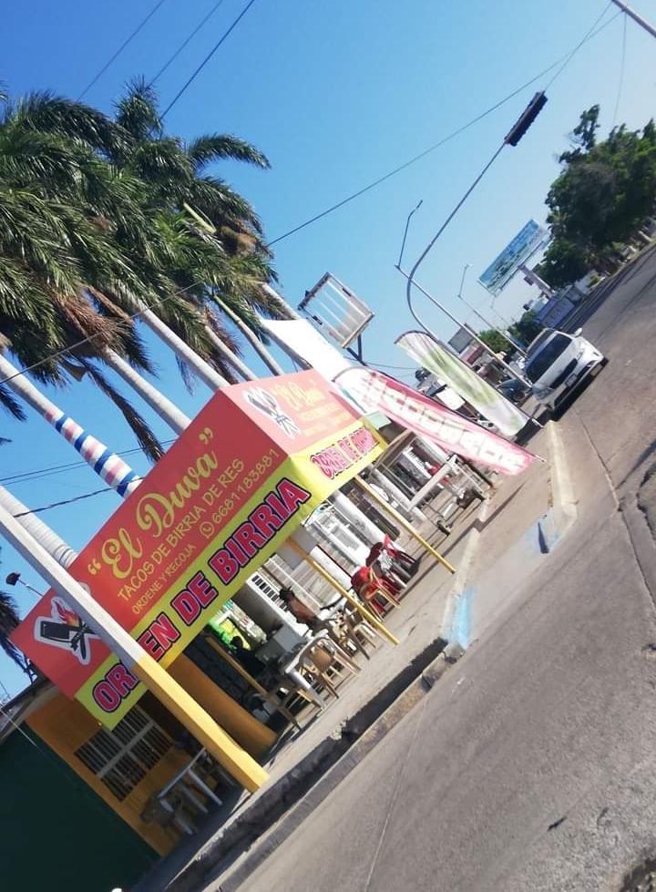 Tacos de Birria El Duva