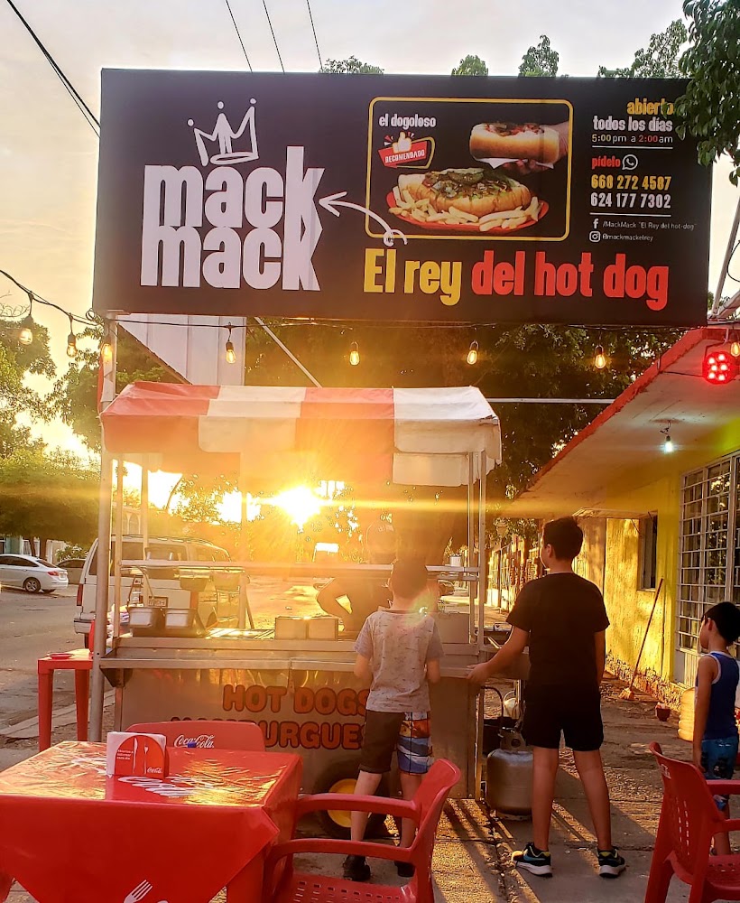 Mack Mack El Rey del Hot Dog