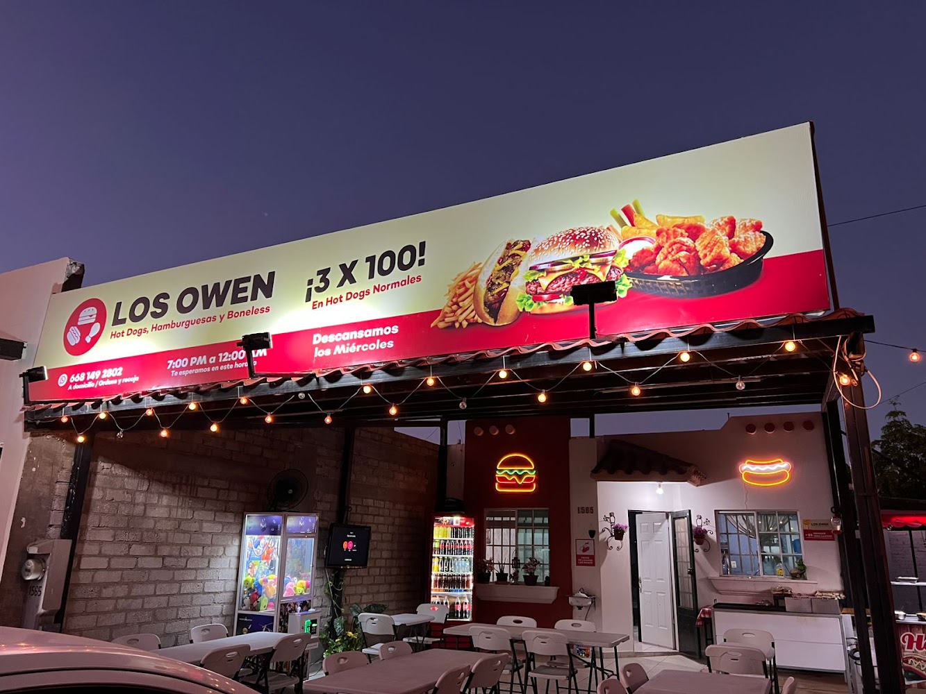 Los Owen Hotdogs, Hamburguesas y Boneless