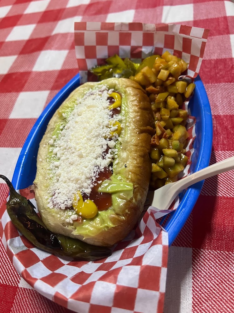 Los Owen Hotdogs, Hamburguesas y Boneless
