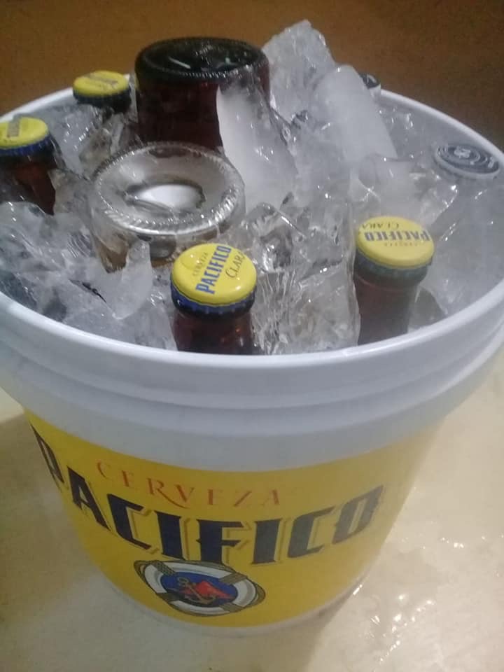 Happy’s Bar