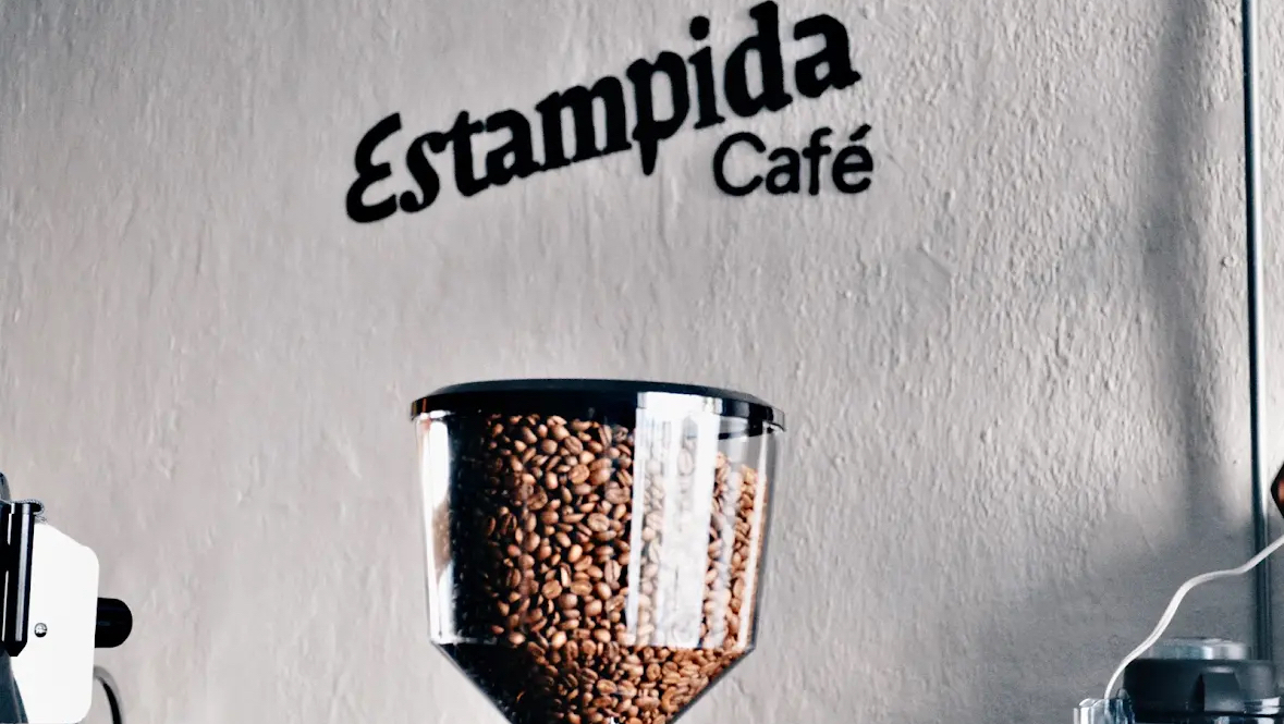 Estampida Café | Café de especialidad y Brew bar