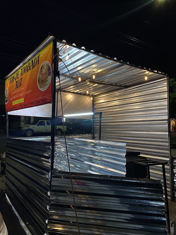 Tacos de Adobada Aliz