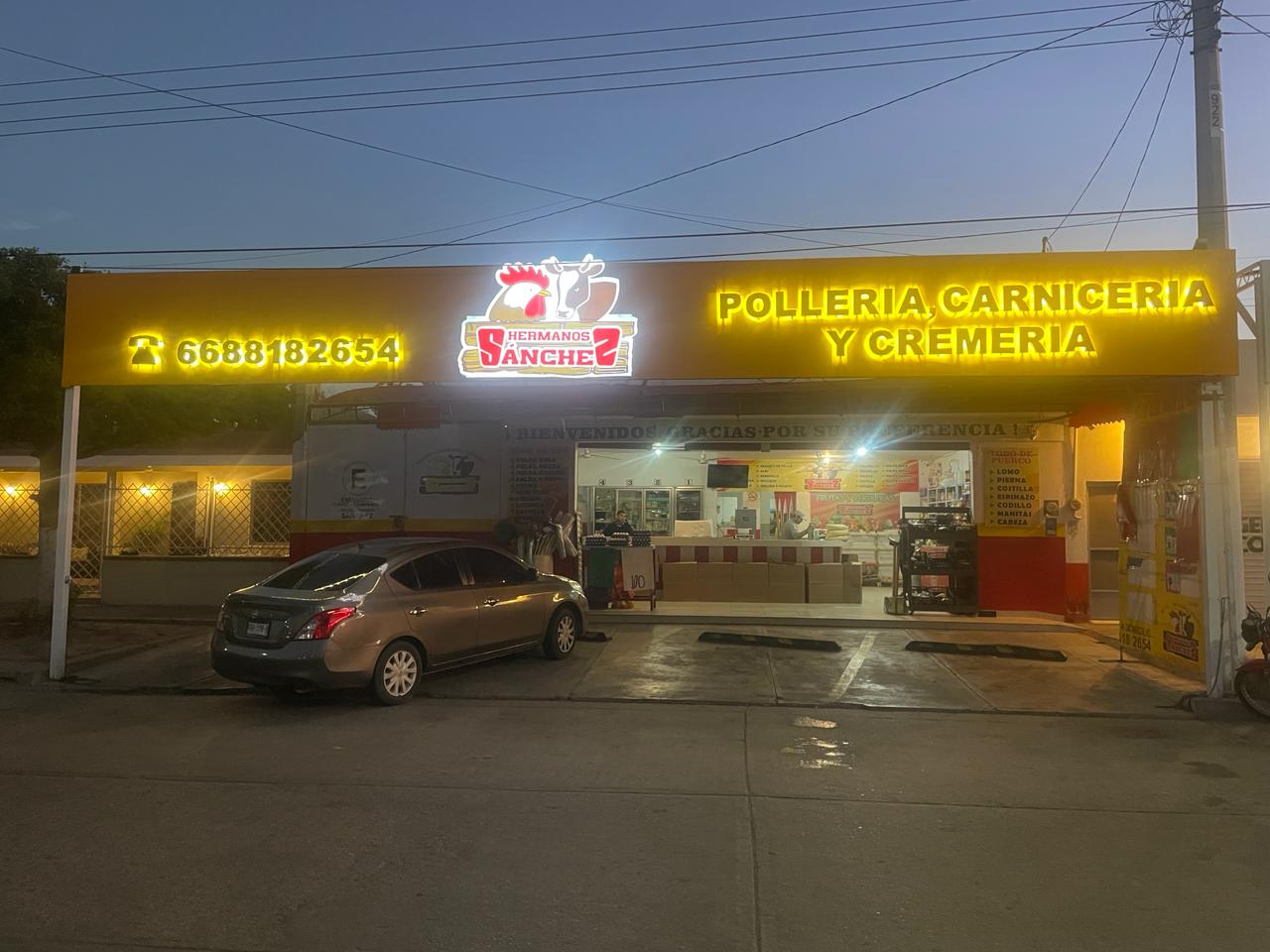 Pollería, Carnicería y Cremería " Hermanos Sánchez "