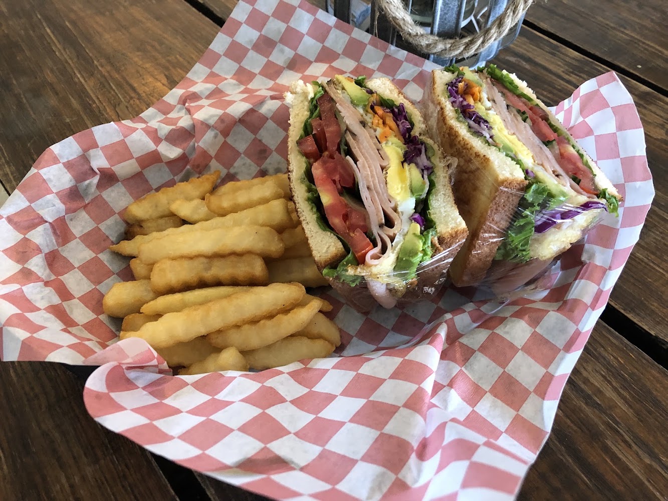Jarros y Tarros Bistro