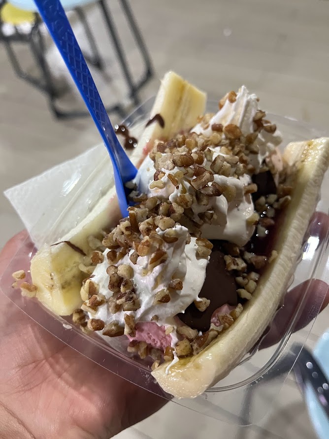 Helados Dolphy Fco I Madero