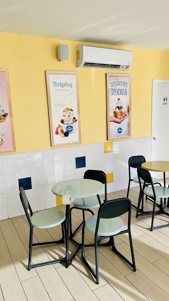 Helados Dolphy Fco I Madero