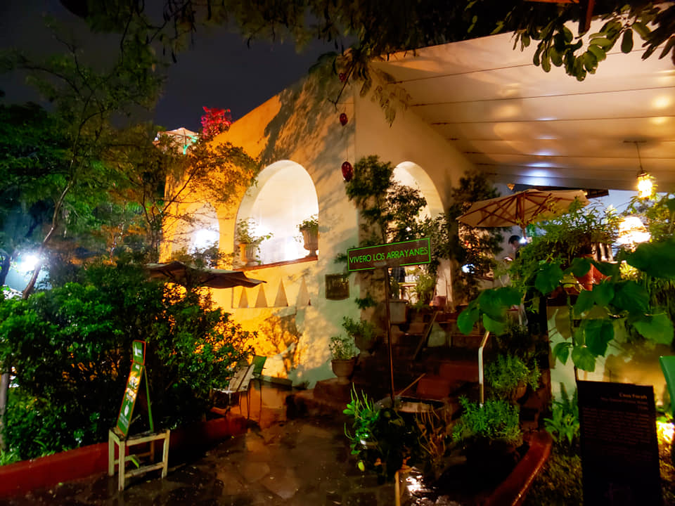 Los Arrayanes Café