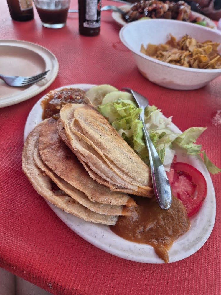 Mariscos El Dorado