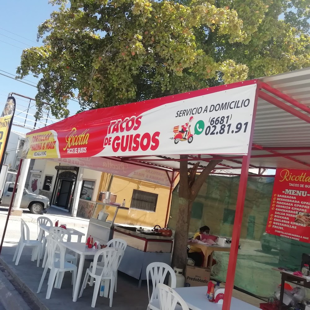 Tacos de guisos ricotta