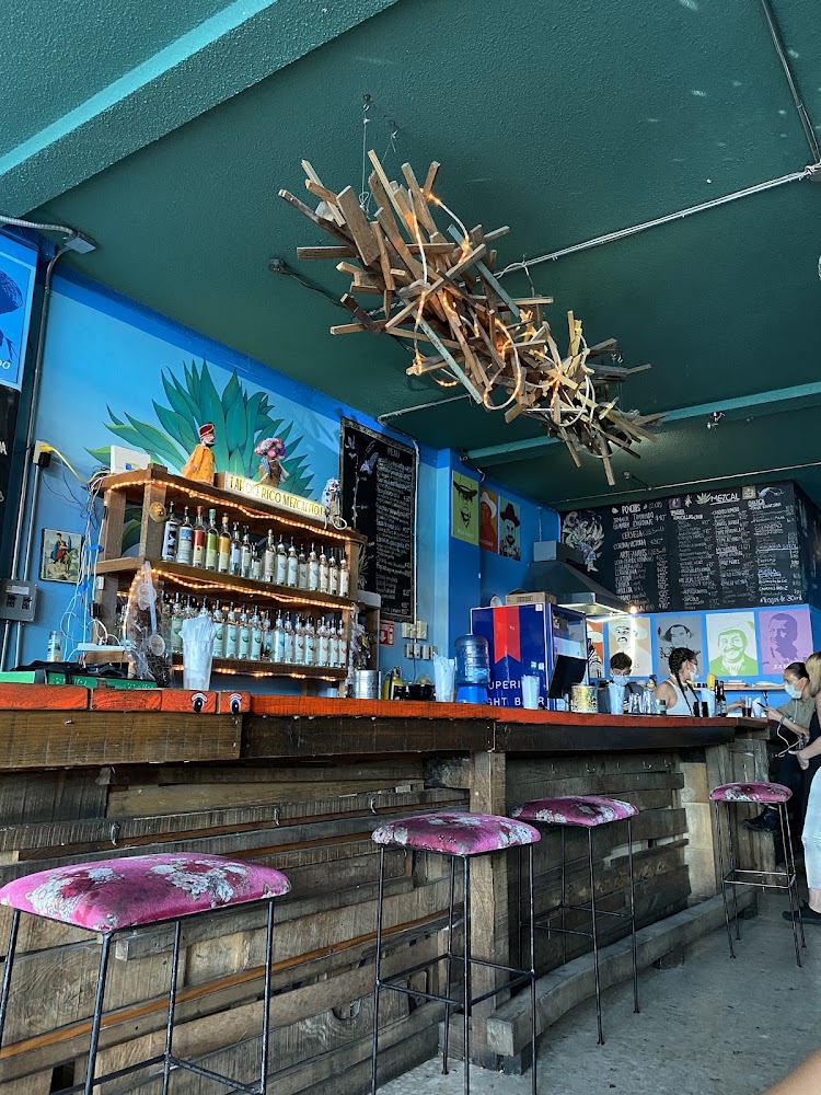 Pare de Sufrir Mezcalería