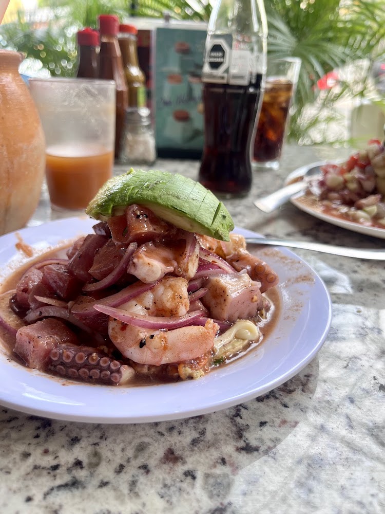 La Costera Mariscos y Brasas Gdl