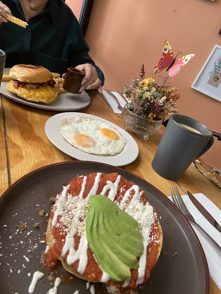 La Poule Café y Bistro