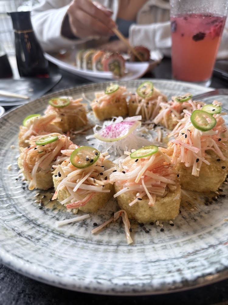 MOMA SUSHI GDL