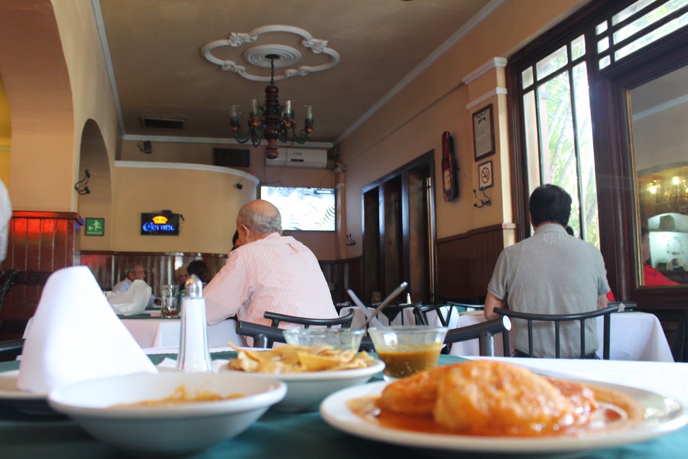 Saloon del Bosque