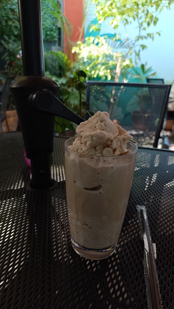 Luna Café