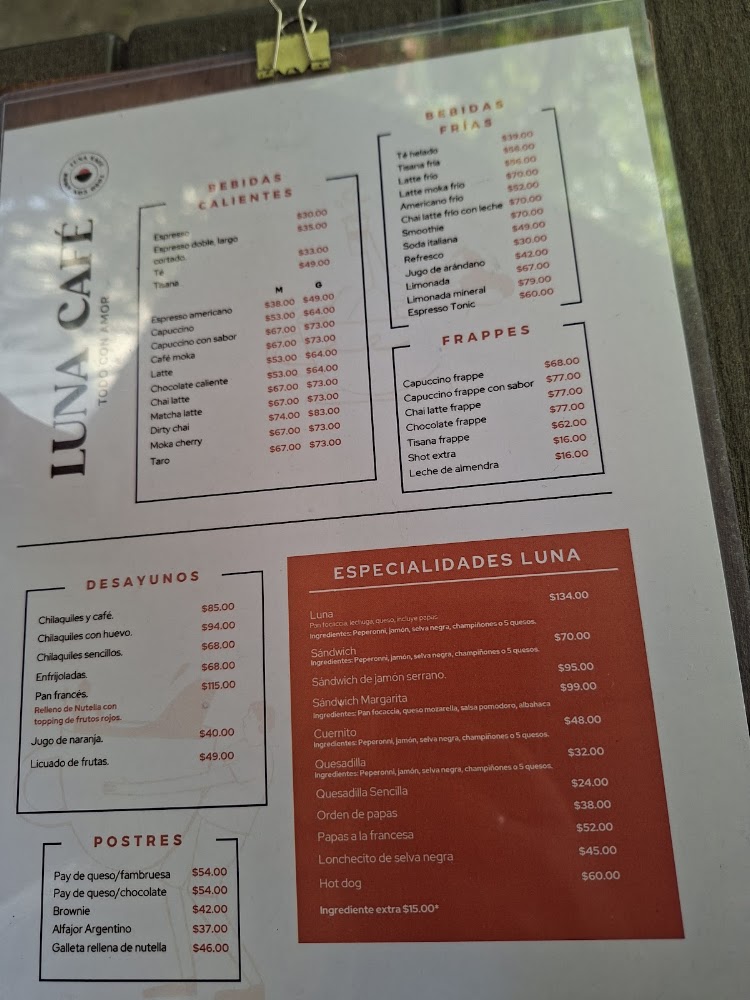Luna Café