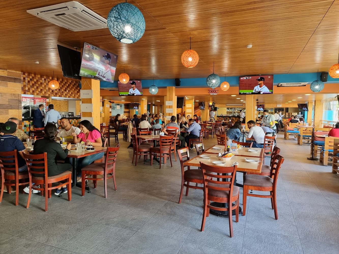 Restaurante Save Av. Patria