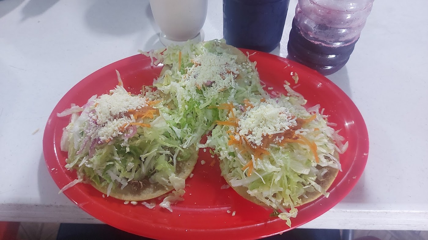 Tacos y Flautas Victor's