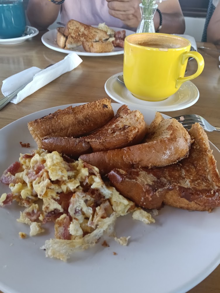 Rico's Café · Marina