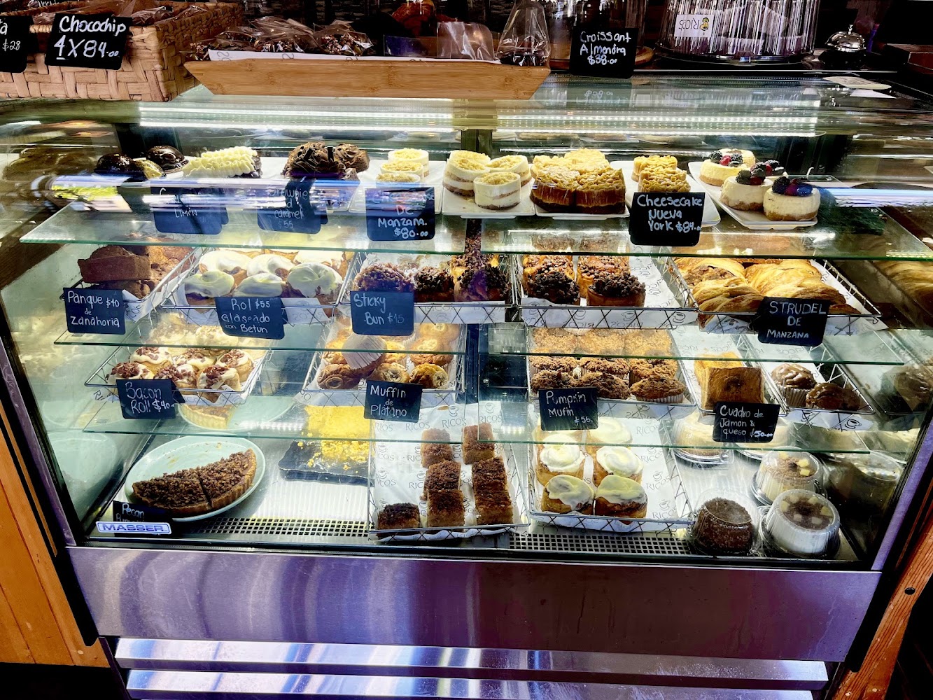 Rico's Café · Marina