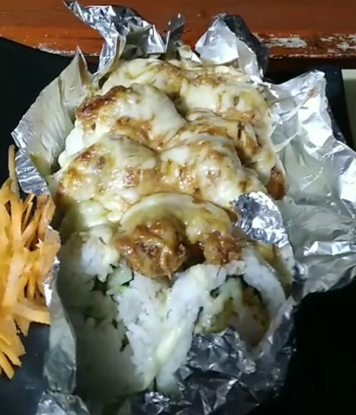 Puro Rollo sushi