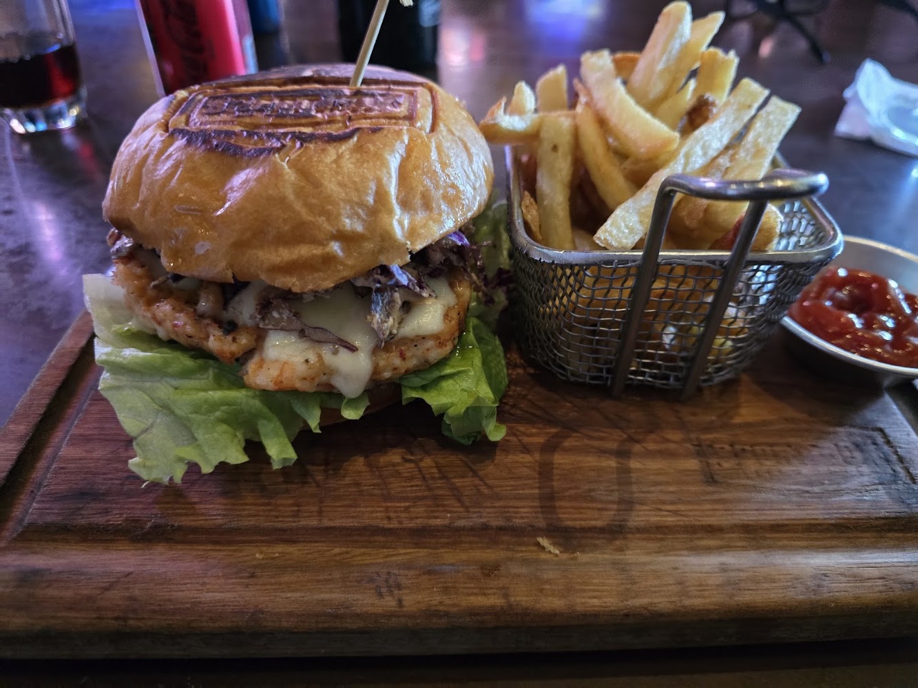 Sport Box · Restaurant & Bar