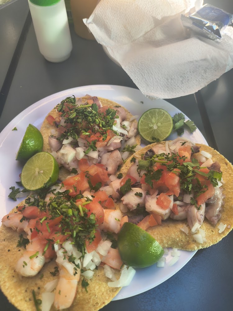 Mariscos la Bahía desde 1963