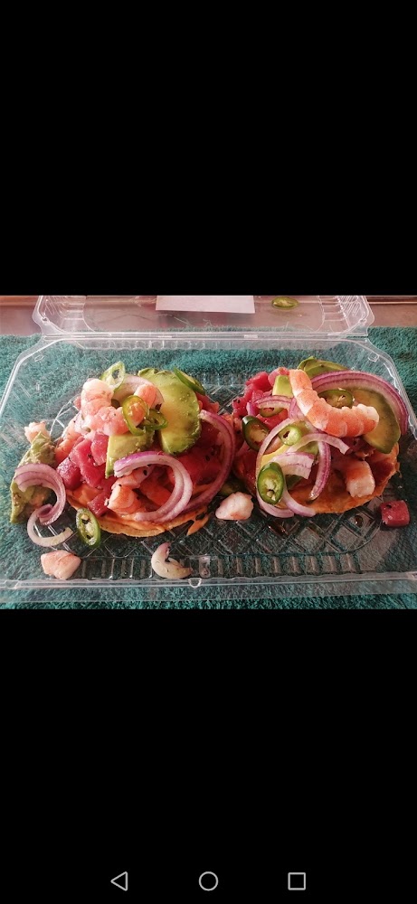 Clamatos y tostadas "EL Mingo"