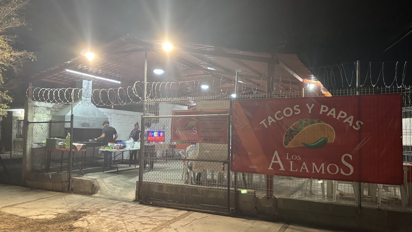 Tacos y papas Los Alamos