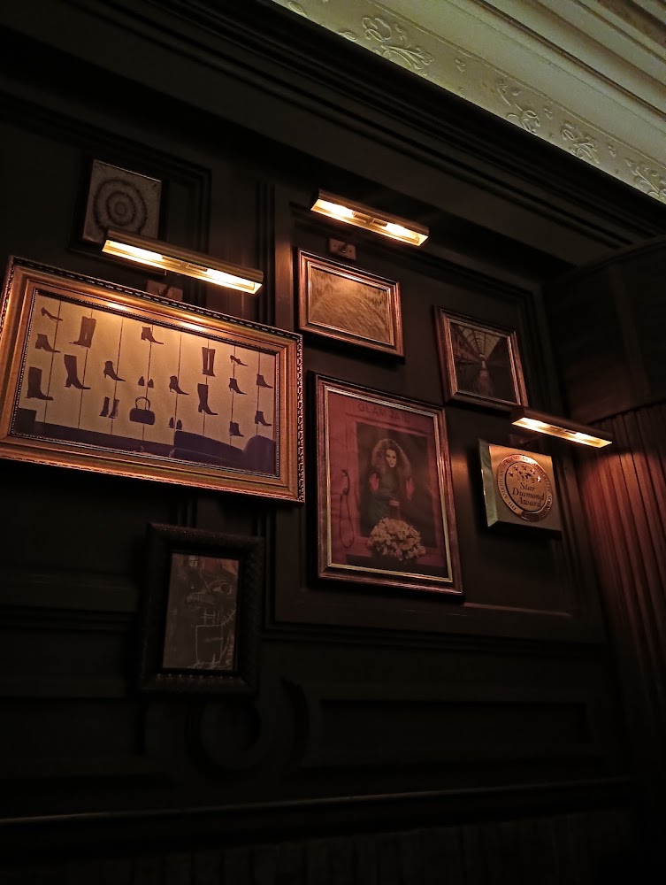 Mika Bar