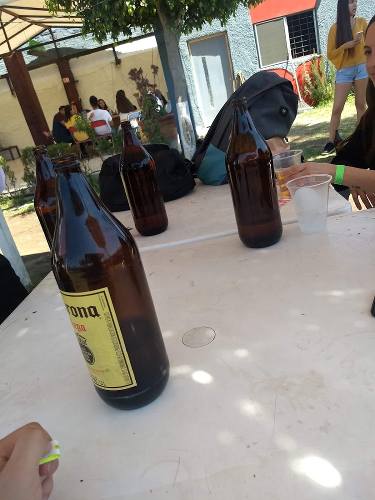 La Tarea Bar