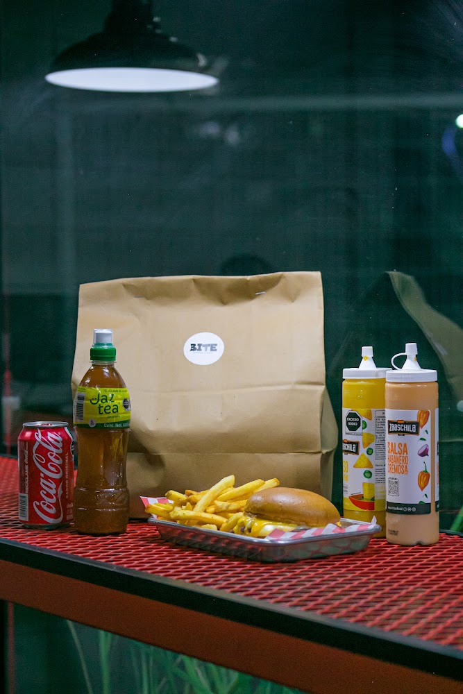 Bite Burgers & Dogos