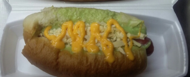 Hot Dogs , El Cora