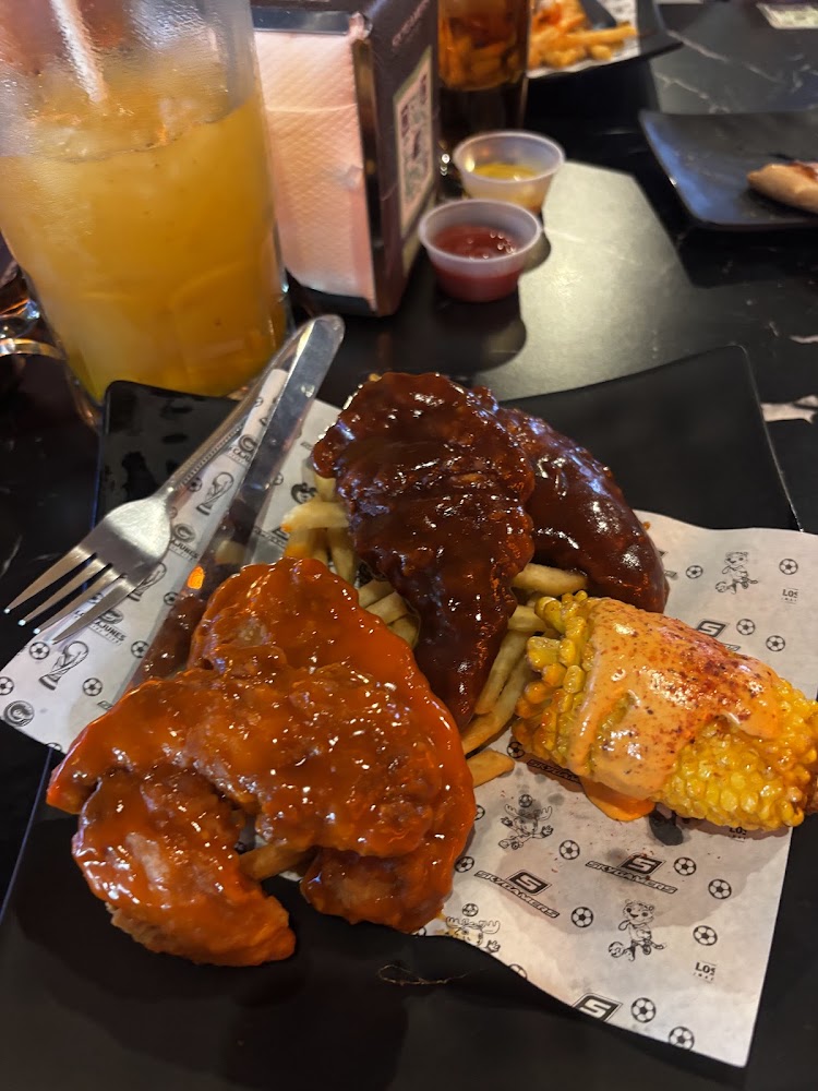 SkyGamers Sport Bar