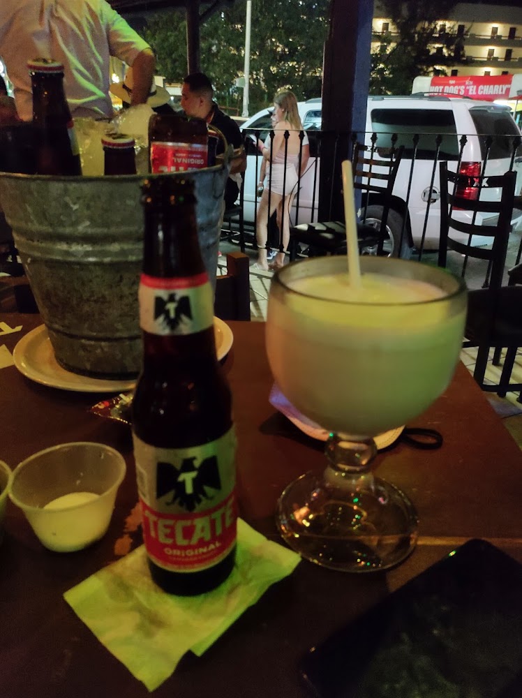 Tony's Terraza Bar&Grill