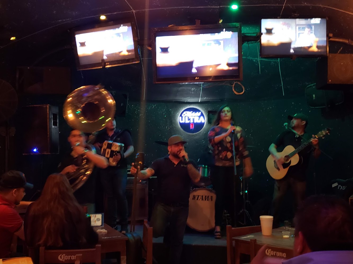 Tony's Terraza Bar&Grill