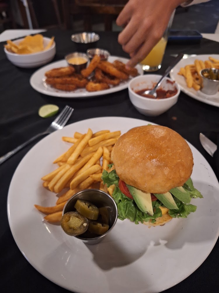 El Bronco Steak House & Bar Los Mochis