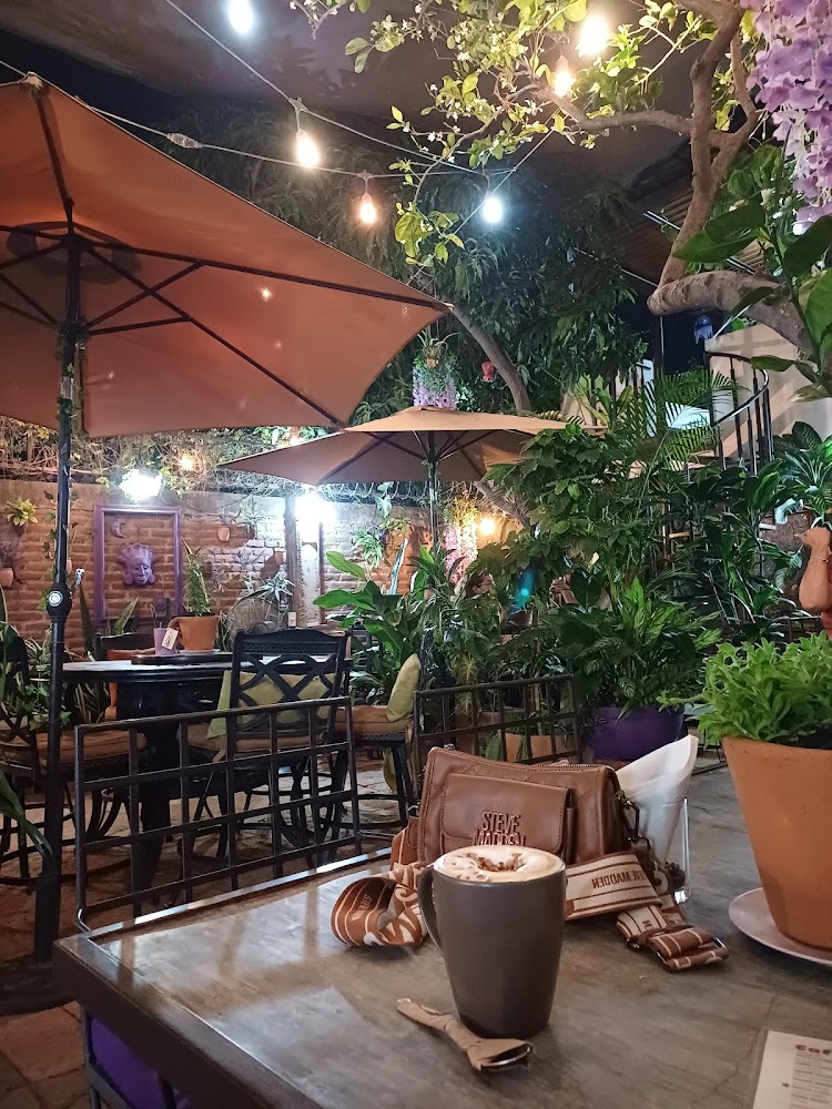 Aldonza Café