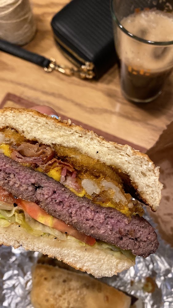 Chuchupa Burger