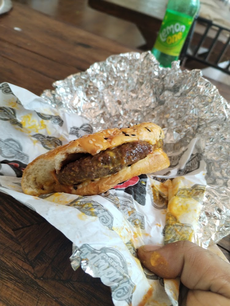 Chuchupa Burger