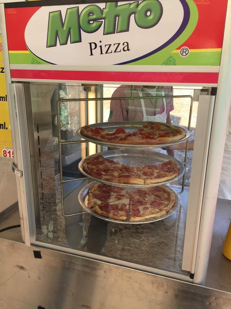 Metro Pizza Centenario