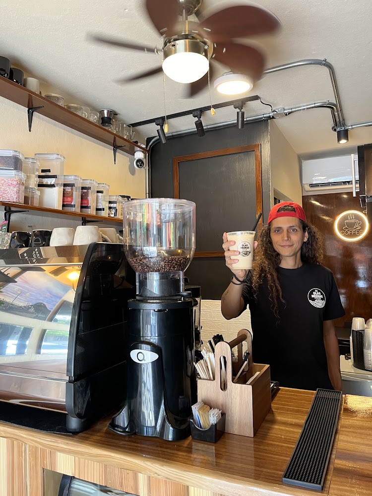 Olas Negras Coffee Shop