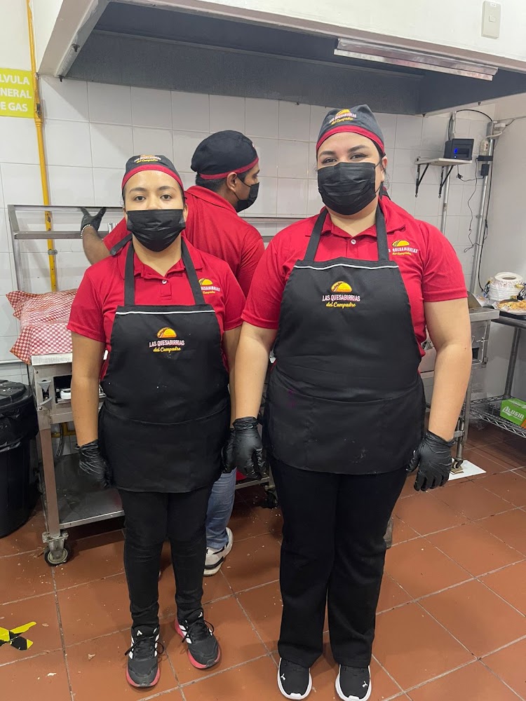 Las Quesabiriras del compadre plaza paseo los mochis