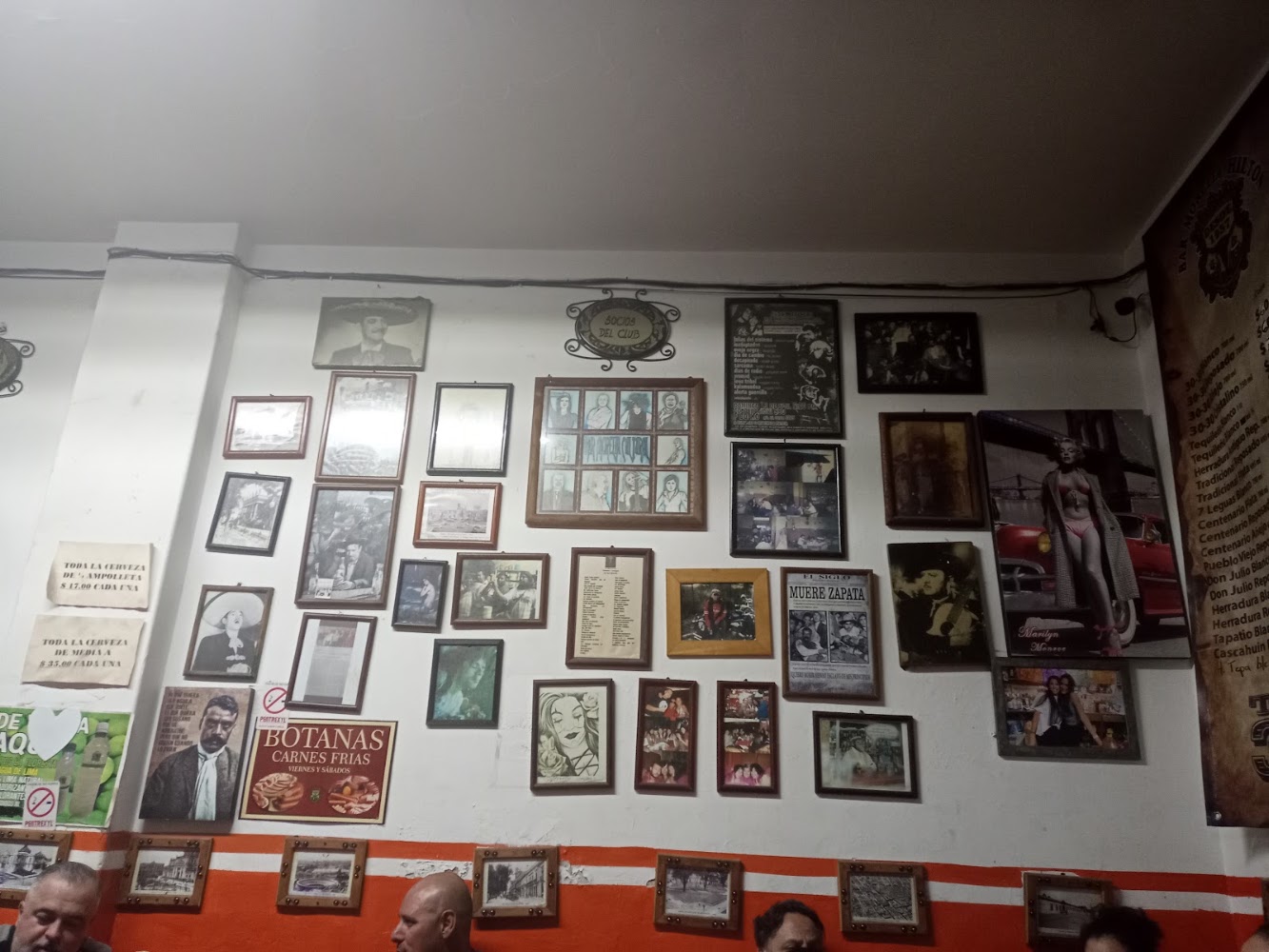 Morelia's Bar