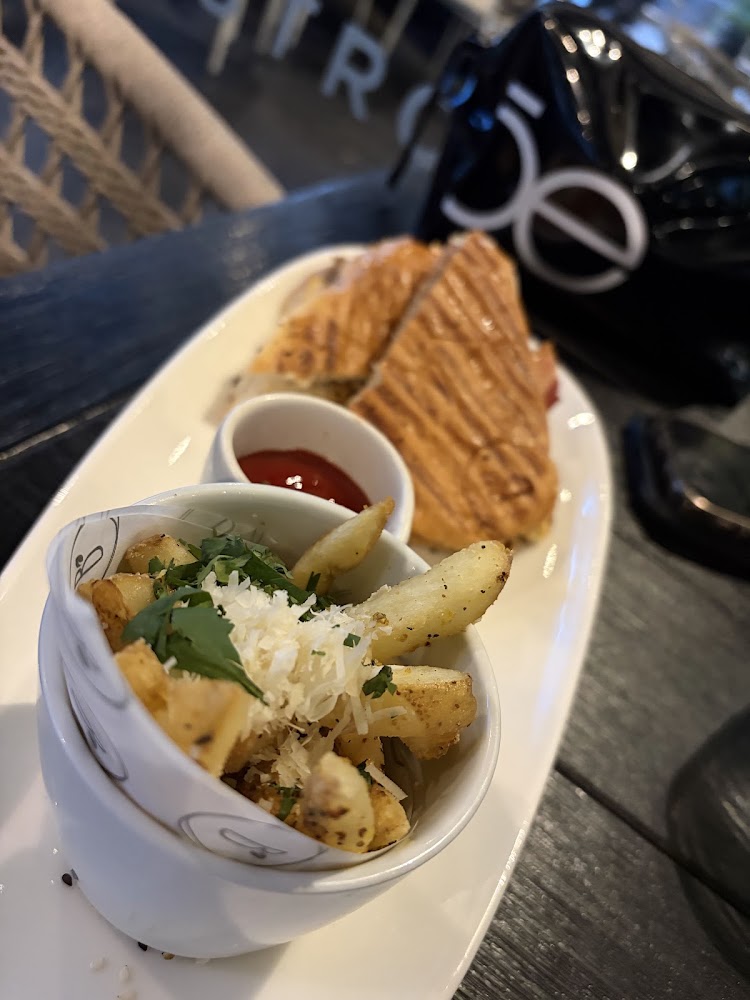 Bistromia