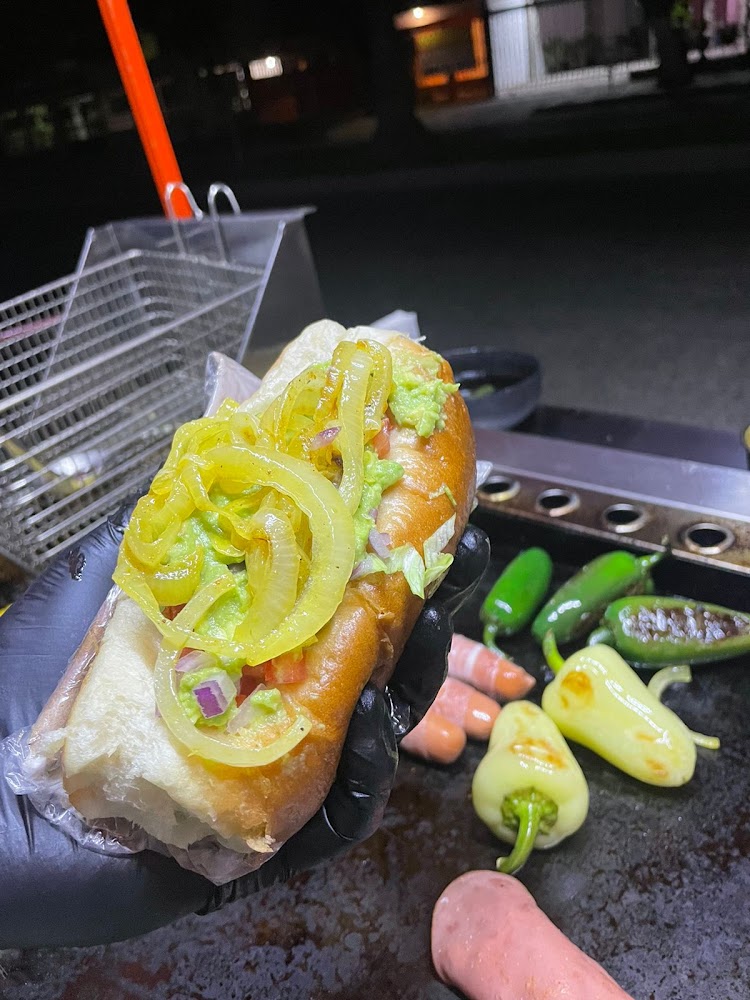 Zoelicious Hot Dogs