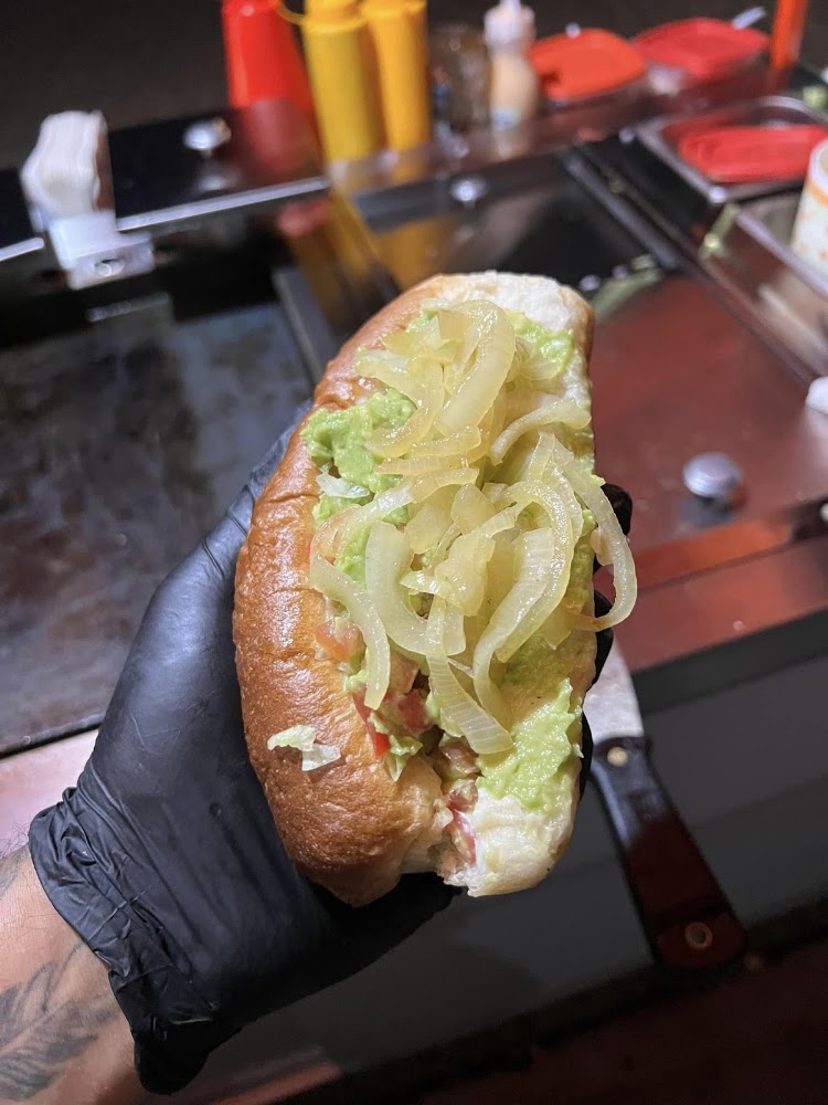 Zoelicious Hot Dogs
