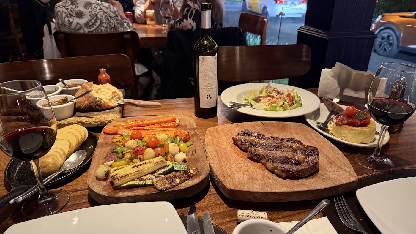 Asador La Vaca Argentina Andares
