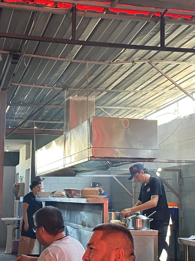 Tacos de Birria Los Sapitos